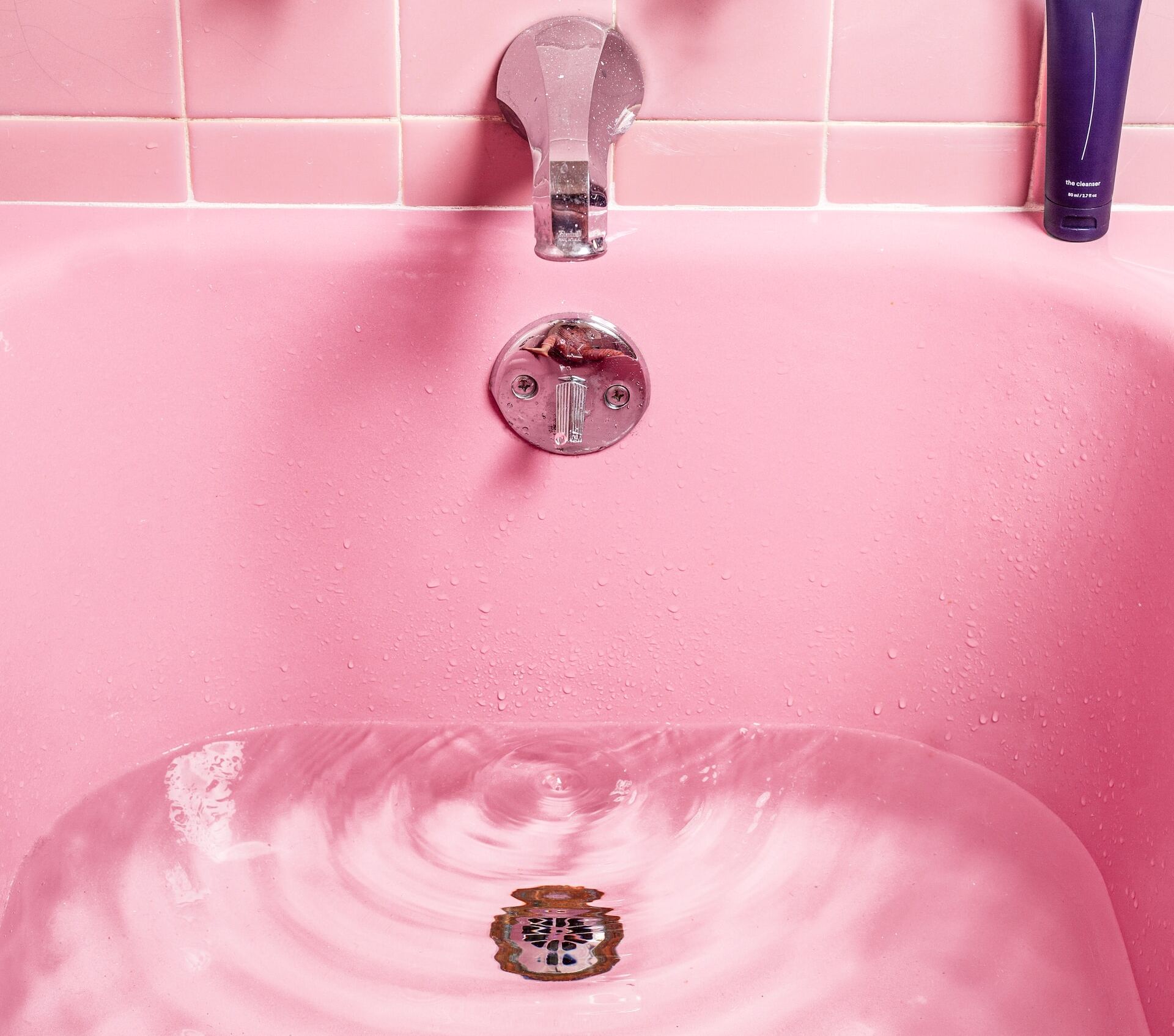 Hogyan lehet a zuhany lefolyó dugulást megoldani és tisztán tartani?